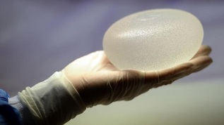 mărirea sânilor cu grăsime - o alternativă la silicon